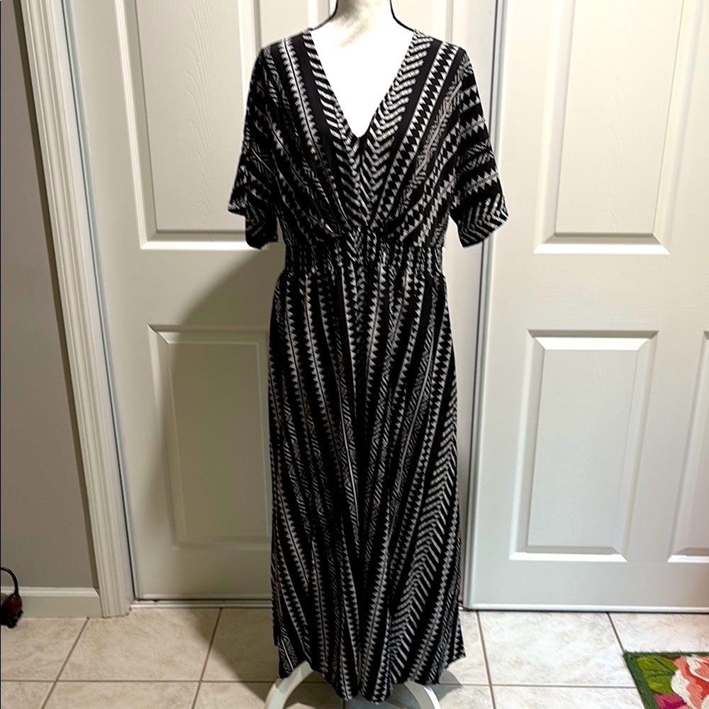 Bloomchic Midi Dress XL Black And White Lightweight Pockets - Picture 2 of 7